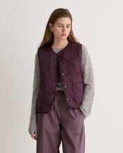 Aubergine water-repellent vest