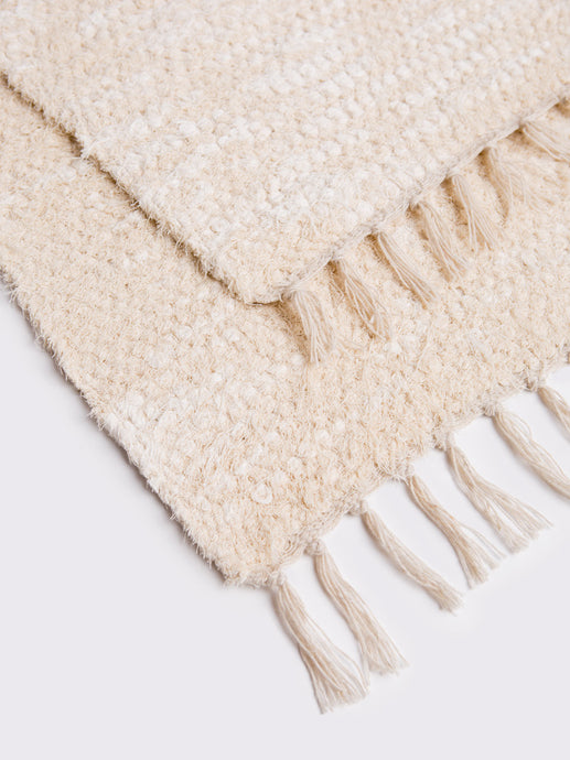 Fluffy cotton rug