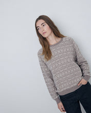 PRINT JACQUARD SWEATER SAND