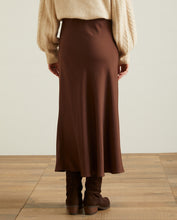 FLOWY SATEEN SKIRT CHOCOLATE