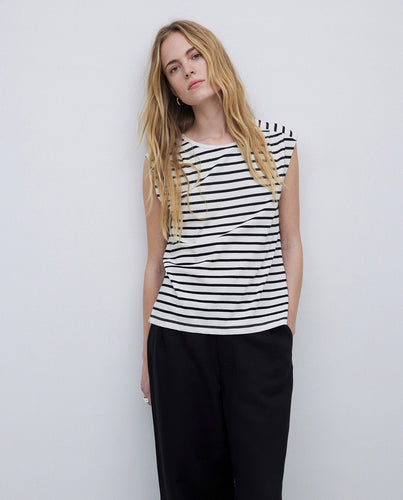 Navy blue basic striped sleeveless T-shirt