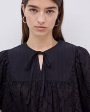 BLACK QUILTED YOKE SHIRT