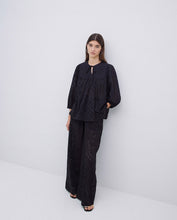 BLACK QUILTED YOKE SHIRT
