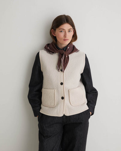 Ecru wool-blend vest with pockets