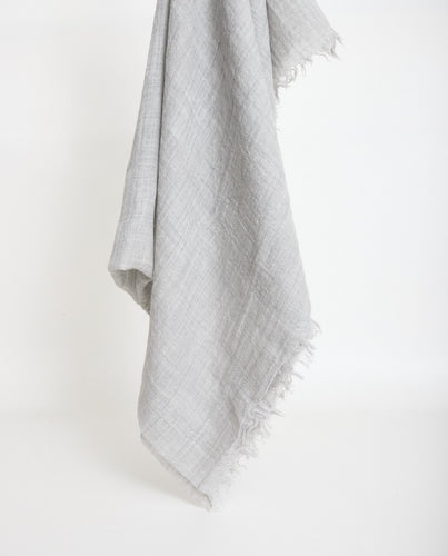 Light grey 100% wool soft foulard