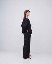 BLACK QUILTED YOKE SHIRT
