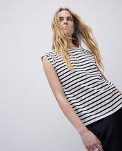 Navy blue basic striped sleeveless T-shirt